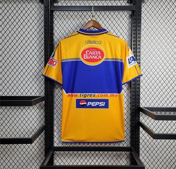 Retro 01/02 Tigres UANL Home Jersey - Image 4