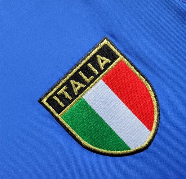 2000 Retro Italy Home Jersey - Image 4