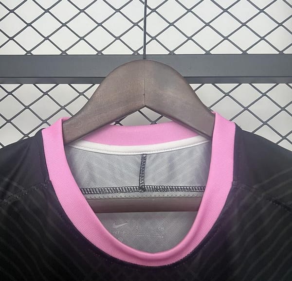 24/25 Inter Milan Black With Pink Snake Jersey - Image 9