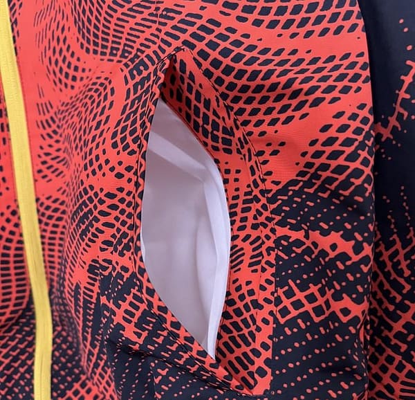 24/25 Real Madrid Yellow/Red Reversible Windbreaker - Image 5