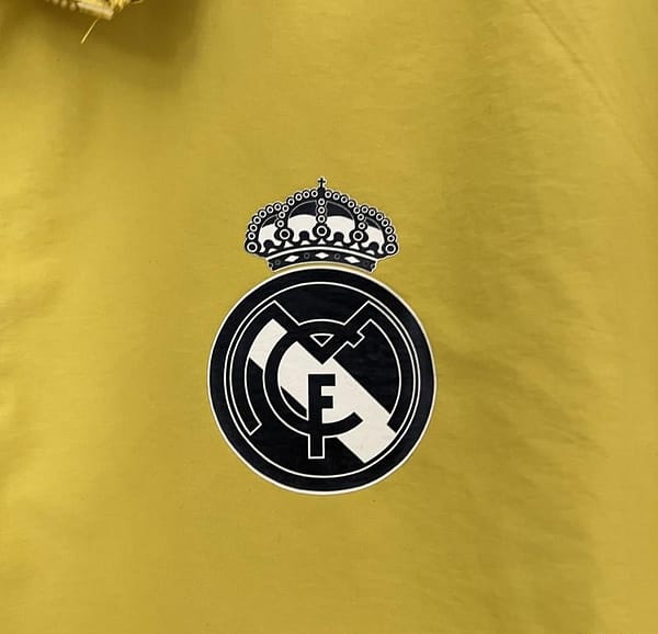 24/25 Real Madrid Yellow/Red Reversible Windbreaker - Image 15