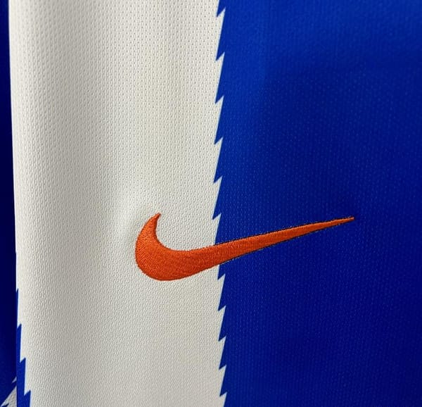 Retro 10/11 Porto Home Jersey - Image 8