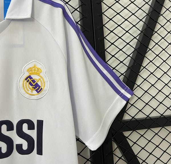Retro 84/85 Real Madrid Home Jersey - Image 2