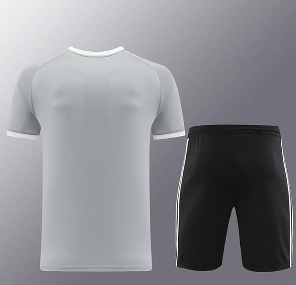24/25 Adidas Original Green Short Sleeve Jersey+Shorts - Image 12