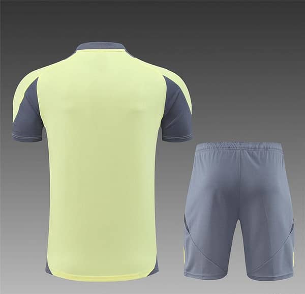 24/25 Juventus Yellow Short Sleeve Jersey+Shorts - Image 14