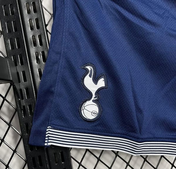 24/25 Tottenham Hotspur Home Shorts - Image 2
