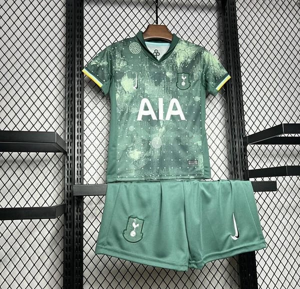 24/25 Kids  Tottenham Hotspur Third Green Jersey - Image 6