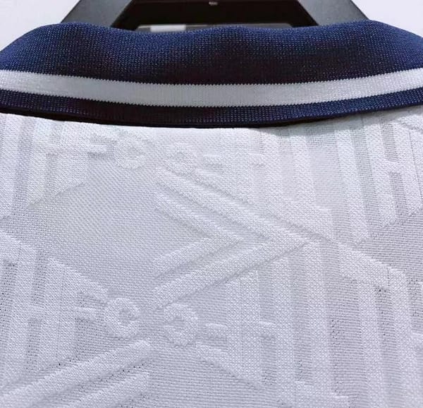 Retro 92/94 Tottenham Hotspur Home Soccer Jersey - Image 3