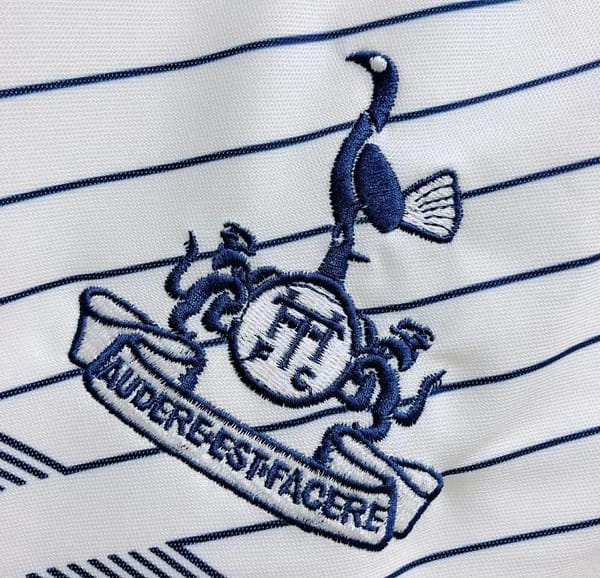 Retro 95/96 Tottenham Hotspur Home Jersey - Image 7