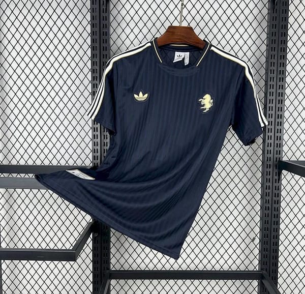 2025/26 Juventus Terrace Icons Jersey - Image 2