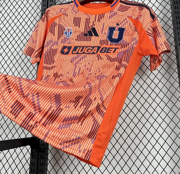 2025/26 Universidad De Chile Away Jersey - Image 6