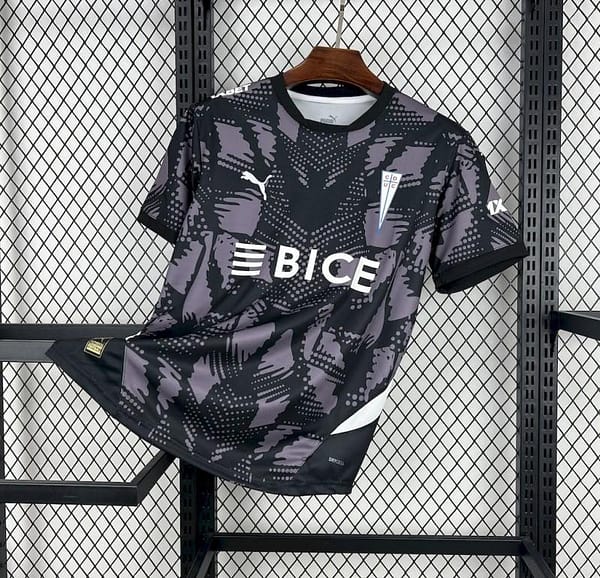 2025/26 Universidad Catolica Black Goalkeeper Jersey - Image 2