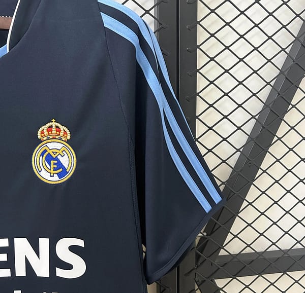 03/04 Retro Real Madrid Away Jersey - Image 2