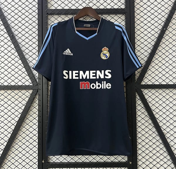 03/04 Retro Real Madrid Away Jersey - Image 5
