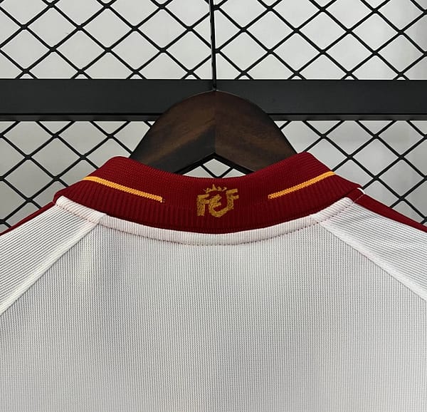 2000 Retro Spain Away Jersey - Image 10