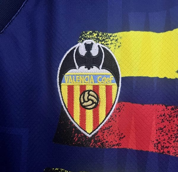 96/97 Retro Valencia Home Jersey - Image 4