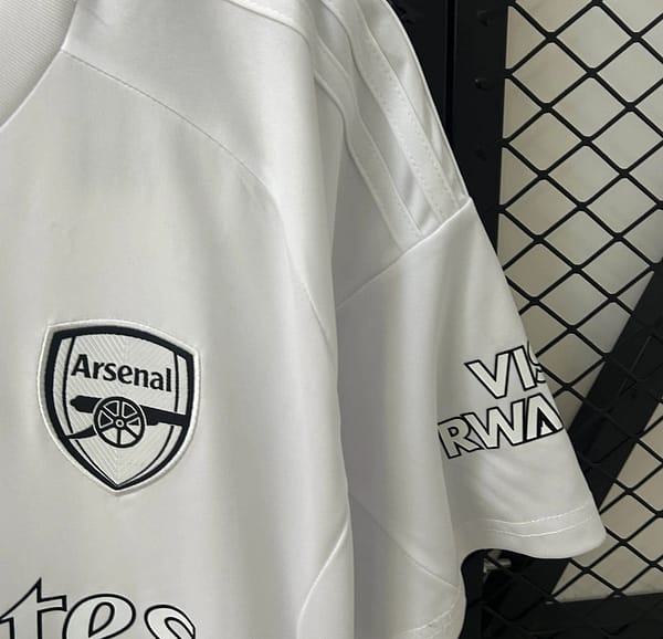 25/26 Arsenal Special Edition - Image 4