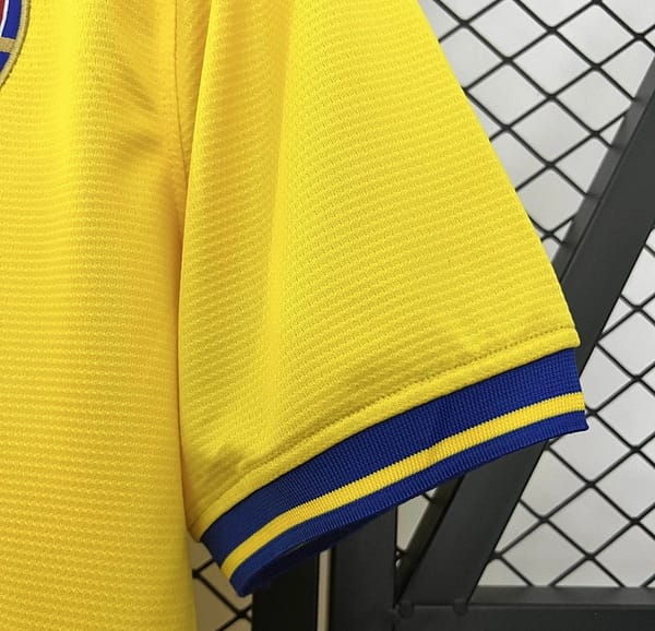 Retro 13/14Arsenal Away Jersey - Image 3