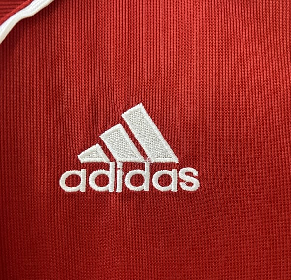 05/06 Retro Bayern Munich Home Jersey - Image 3