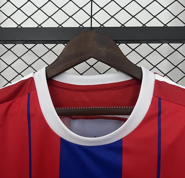 14/15 Retro Bayern Munich Home Jersey - Image 2
