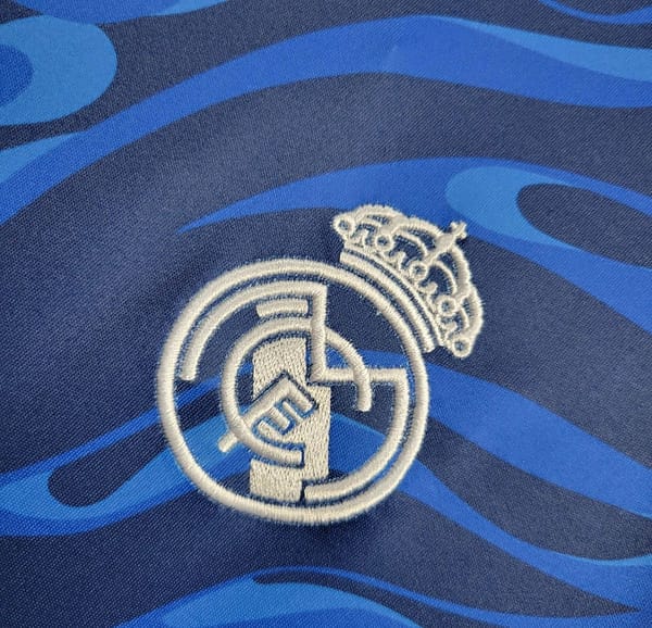 25/26 Real Madrid Training Jersey Shirt - Image 3