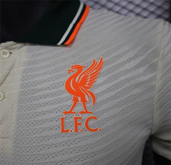 Player Version Retro 21/22 Liverpool Away Jersey - Image 3