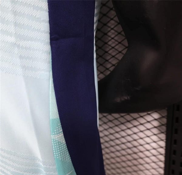 24/25 Player Version Arsenal Pre Match Light Blue Training Jersey - Image 8