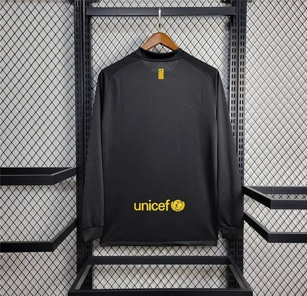 11/12 Retro Barcelona Away Long Sleeve Jersey - Image 6