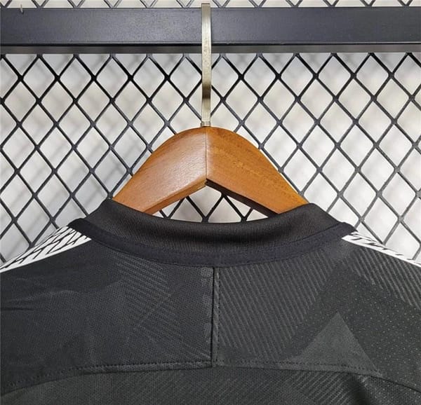 17/18 Retro PSG Black 2 Away Jersey - Image 2