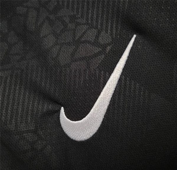 17/18 Retro PSG Black 2 Away Jersey - Image 4