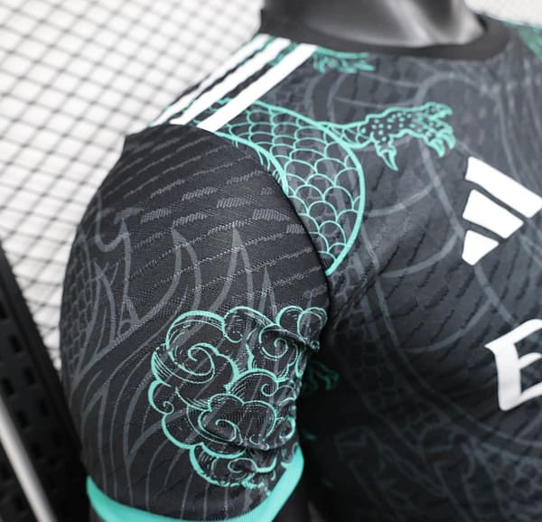 25/26 Player Version Real Madrid Special Edition Jersey - Image 3