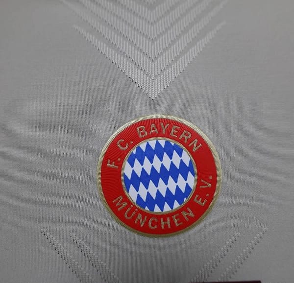 25/26 Player Version Bayern Munich Training White Wine Jersey - Image 3