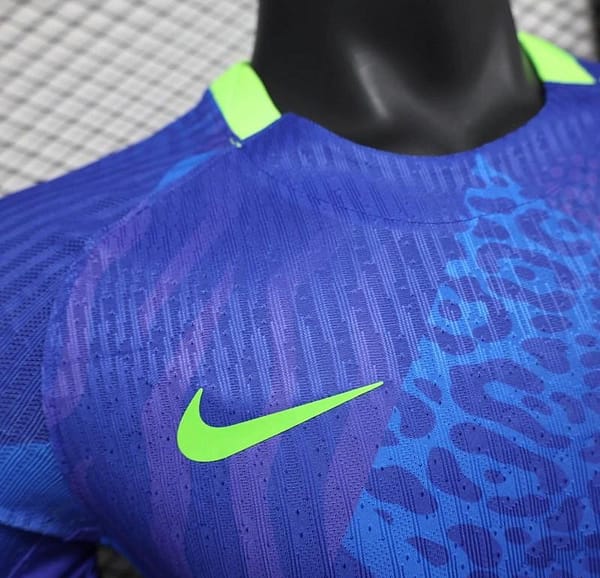 25/26 Player Version Brazil Blue Jersey - Image 4