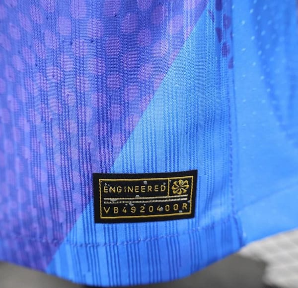 25/26 Player Version Brazil Blue Jersey - Image 9