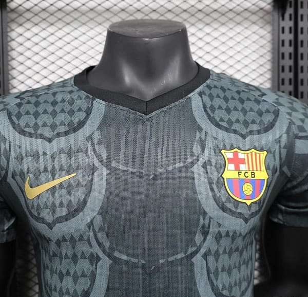 25/26 Player Version Barcelona Special Edition - Image 2