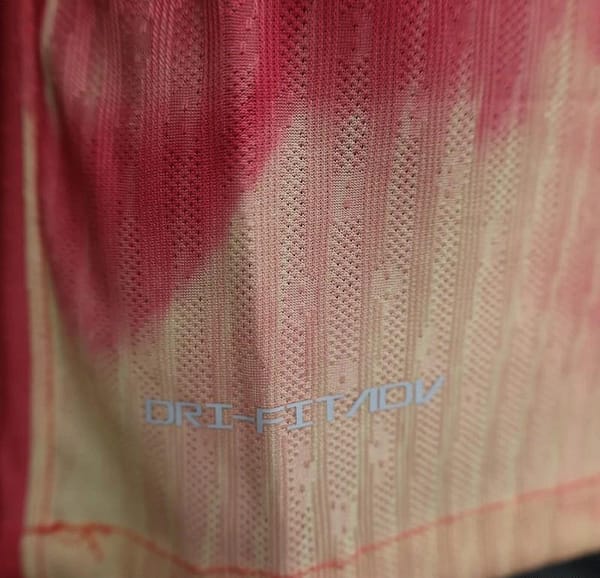 25/26 Player Version Barcelona 125th Anniversary Pink Special Edition Jersey - Image 9