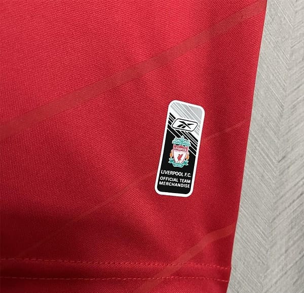 2005/06 Retro Liverpool Home Jersey - Image 7