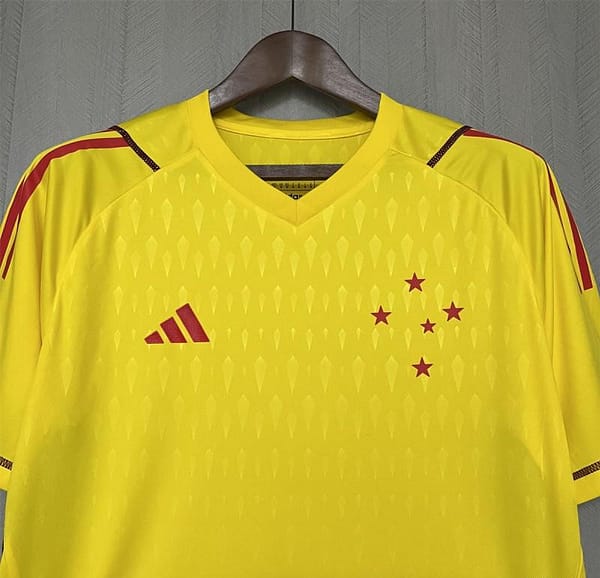 24/25 Cruzeiro Limited Edition Goalkeeper Yellow Jersey - Image 2