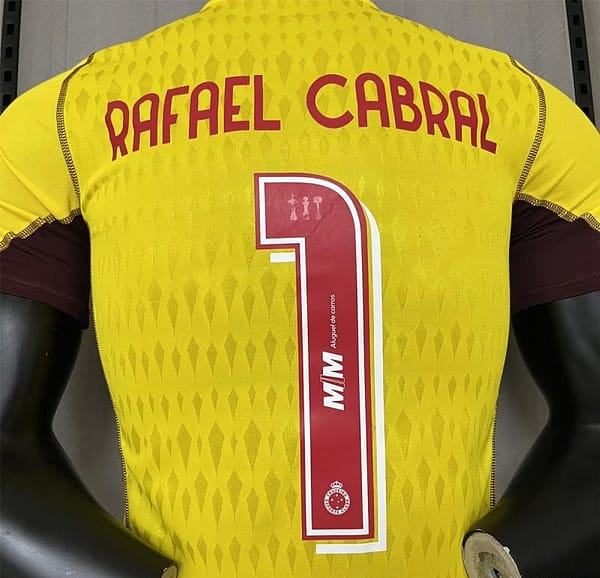 24/25 Cruzeiro Limited Edition Goalkeeper Yellow Jersey - Image 3