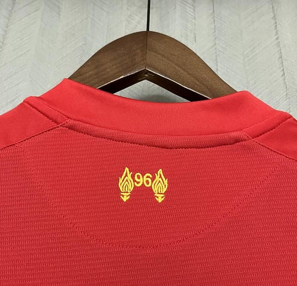 2013/14 Retro Liverpool Home Jersey - Image 11