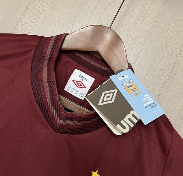2012/13 Retro Manchester City Away Jersey - Image 7
