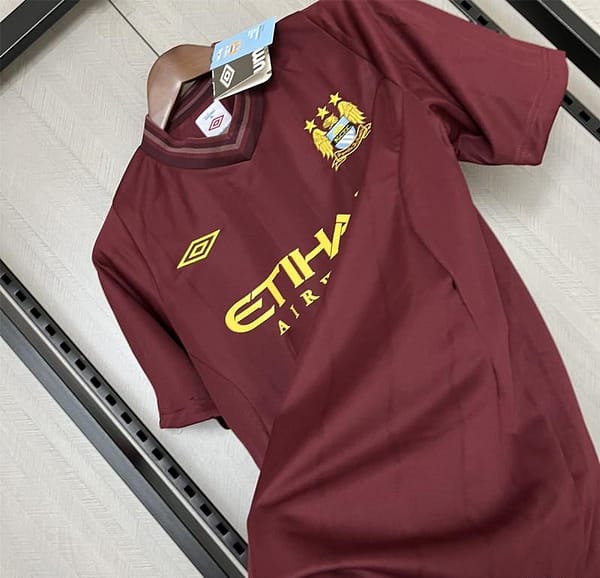 2012/13 Retro Manchester City Away Jersey - Image 8
