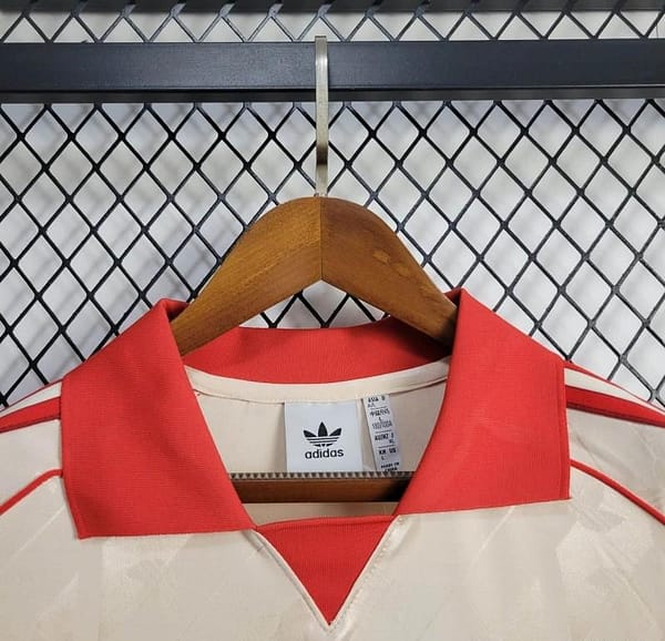 24/25 Retro Bayern Munich - Image 2