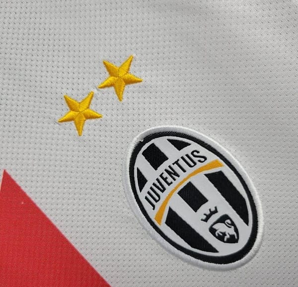 10/11 Retro Juventus Away Jersey - Image 7