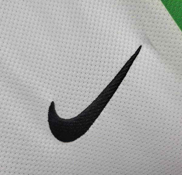 10/11 Retro Juventus Away Jersey - Image 8