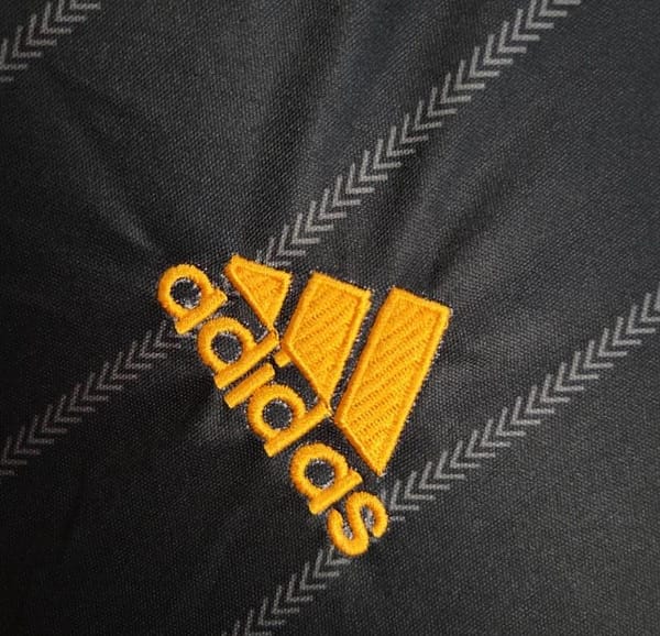 2010/11 Retro Chelsea Away Jersey - Image 8