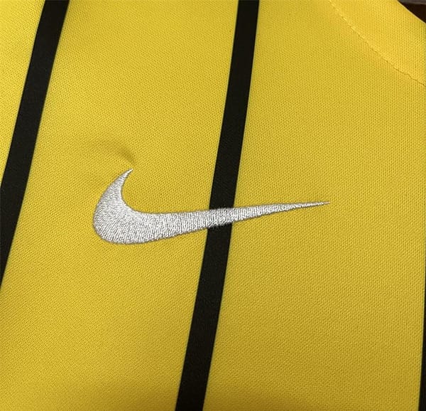 24/25 Brighton Away Jersey - Image 5