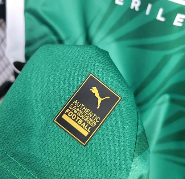 24/25 Borussia Monchengladbach Away Green Jersey - Image 3