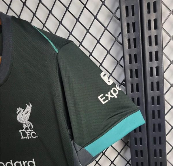 24/25 Women Liverpool Away Jersey - Image 3