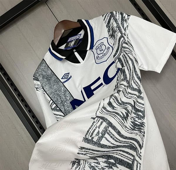 1994/95 Retro Everton Away Jersey - Image 7